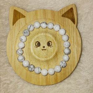 Howlite bracelet
